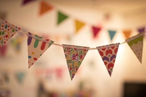 Guía para hacer banderines personalizados con poco presupuesto